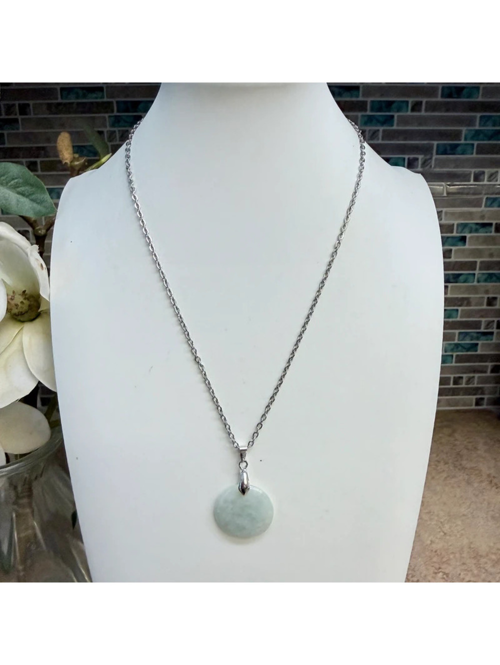Natural Pale Green Moonstone Pendant Necklace Silver Tone Cable Chain Minimalist